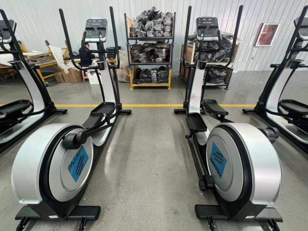 EB-9100 Elliptical Trainer (BRTW Brand) - Image 4